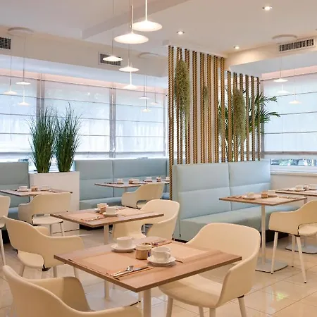 Ξενοδοχείο Renania 3*