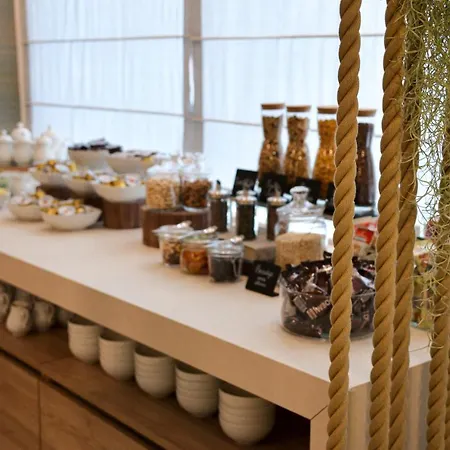 Ξενοδοχείο Renania 3*