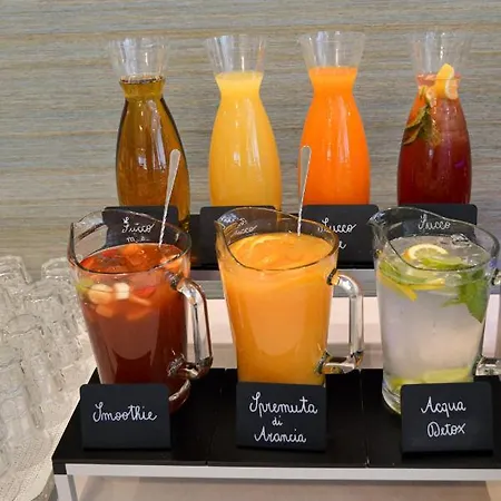 Ξενοδοχείο Renania 3*