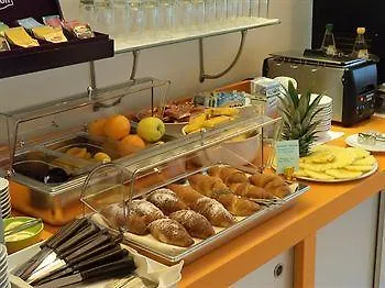 Ξενοδοχείο Renania Μπιμπιόνε